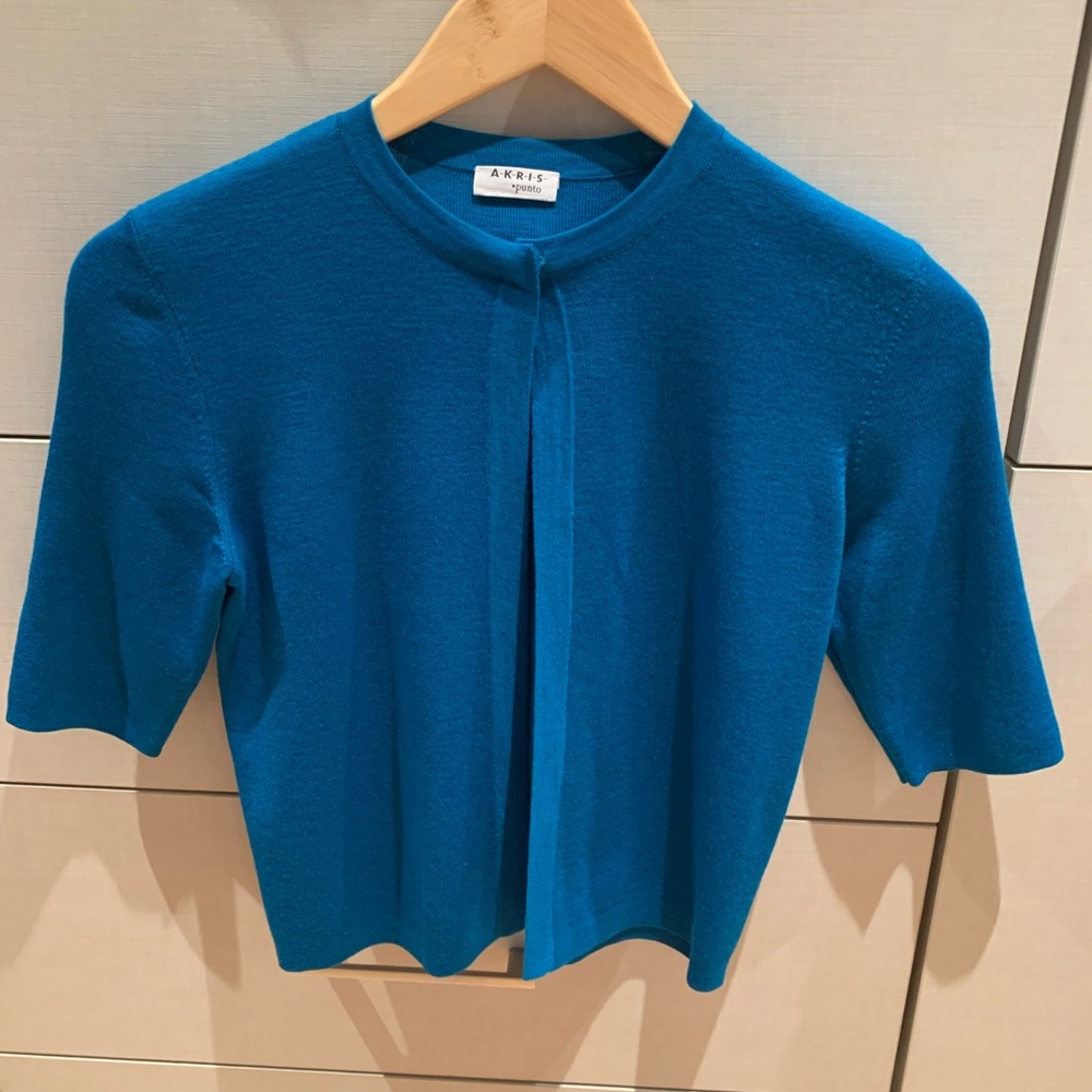 Akris button cardigan top